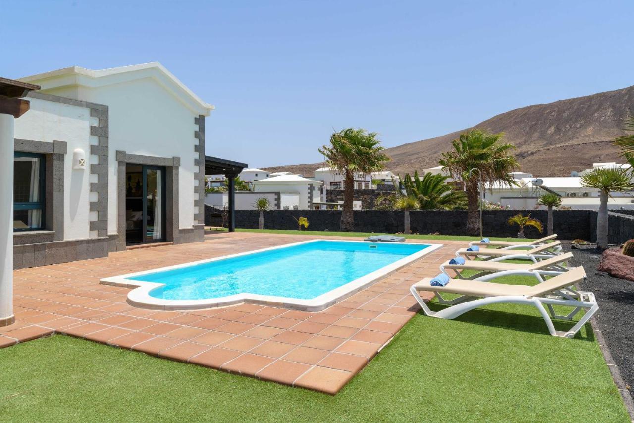 פלאיה בלנקה Villa Esterlicia מראה חיצוני תמונה