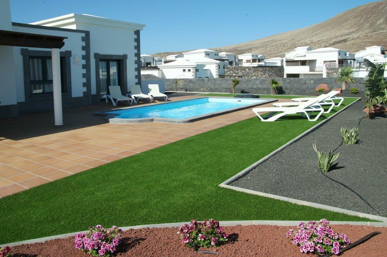 פלאיה בלנקה Villa Esterlicia מראה חיצוני תמונה